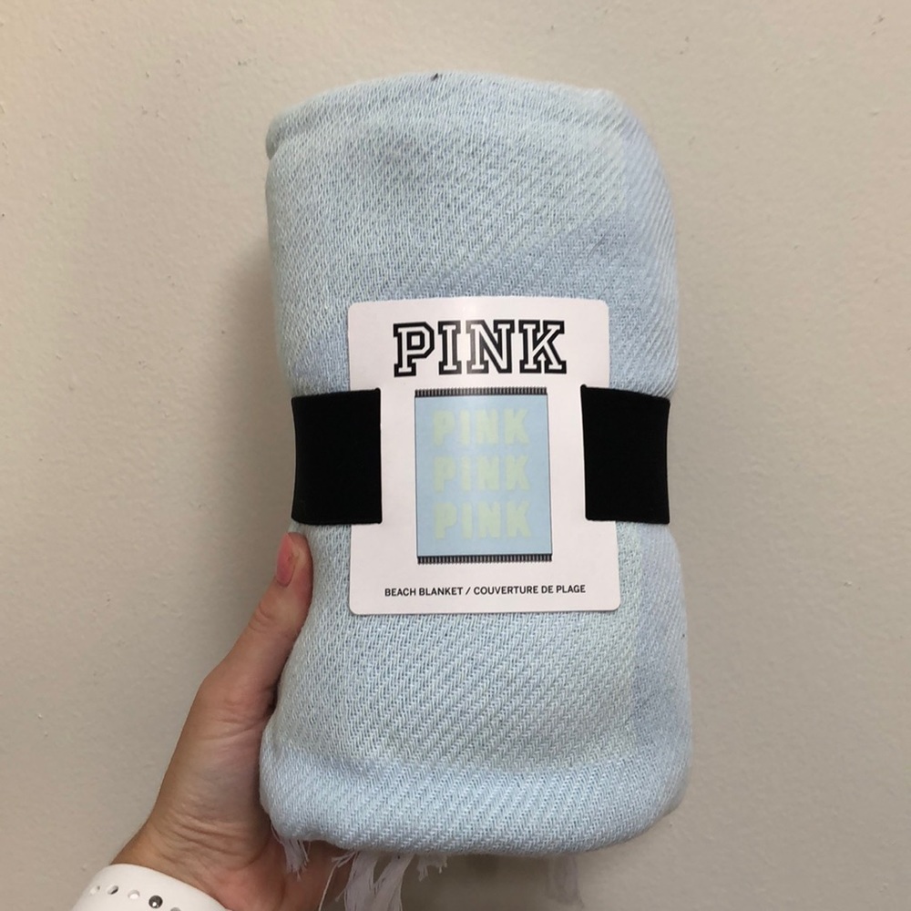 PINK beach blanket NEVER USED